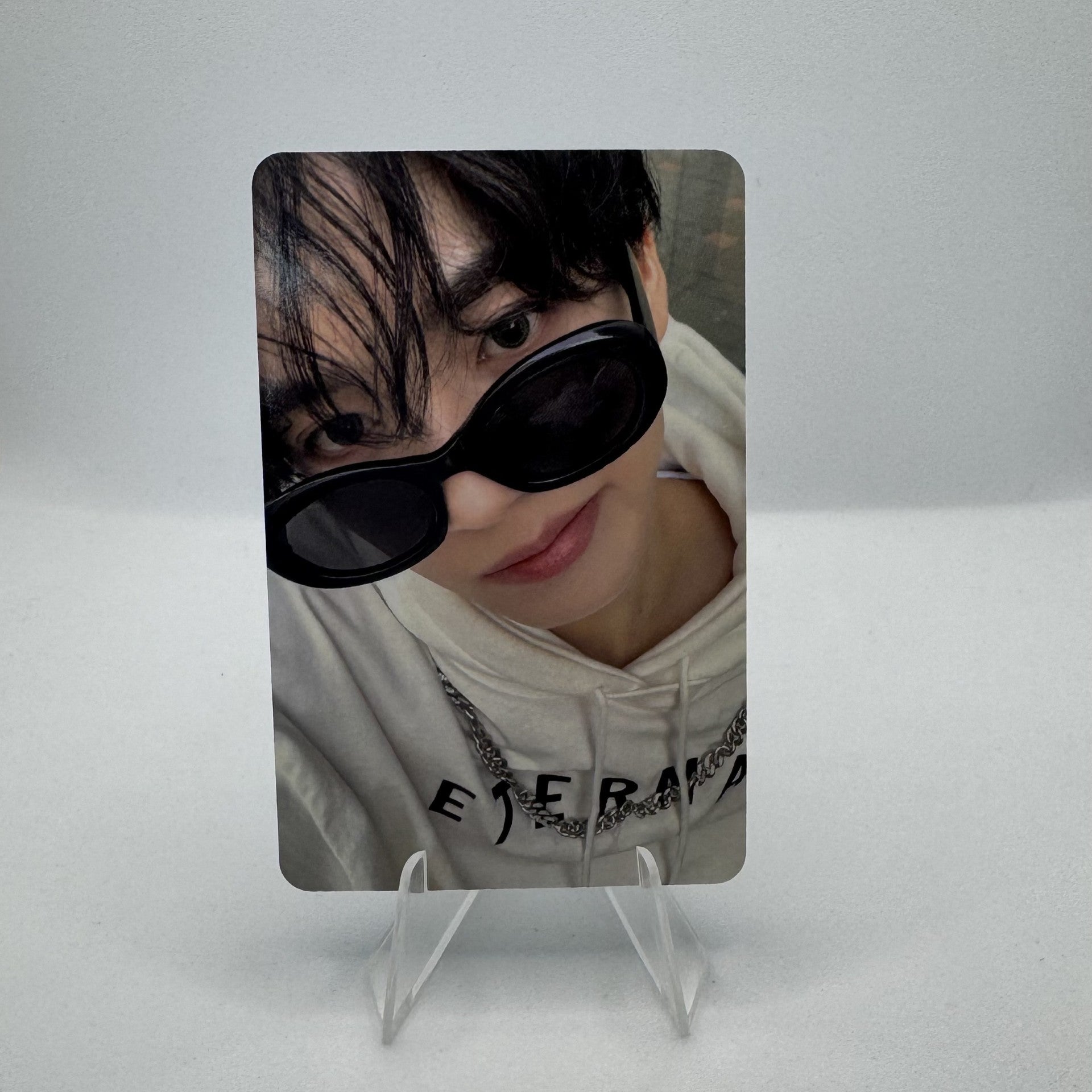 ZEROBASEONE 1st Full Album NEVER SAY NEVER APPLE MUSIC Digipack Photocards – Photocards (Han Yu Jin / / ) | HobiEgo
