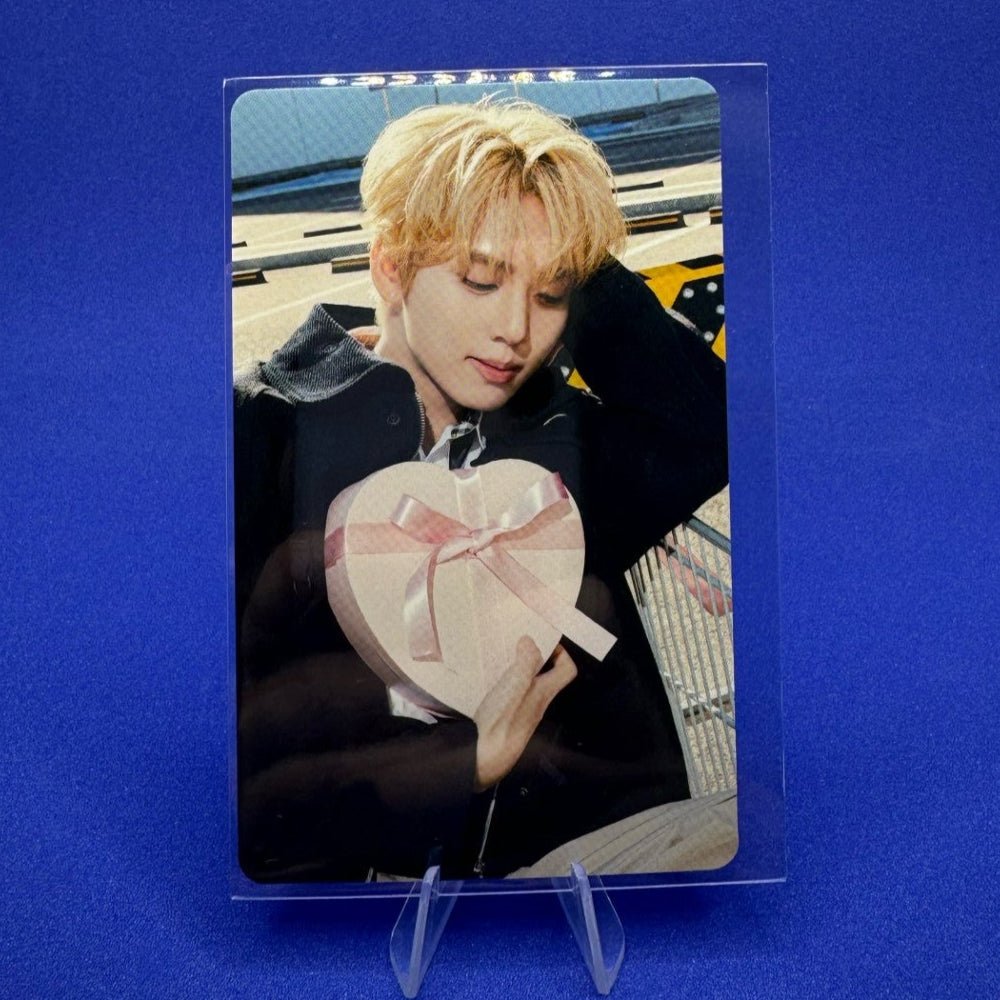 ZEROBASEONE 1st Japanese EP PREZENT HMV Photocard – Photocards (Han Yu Jin / / ) | HobiEgo