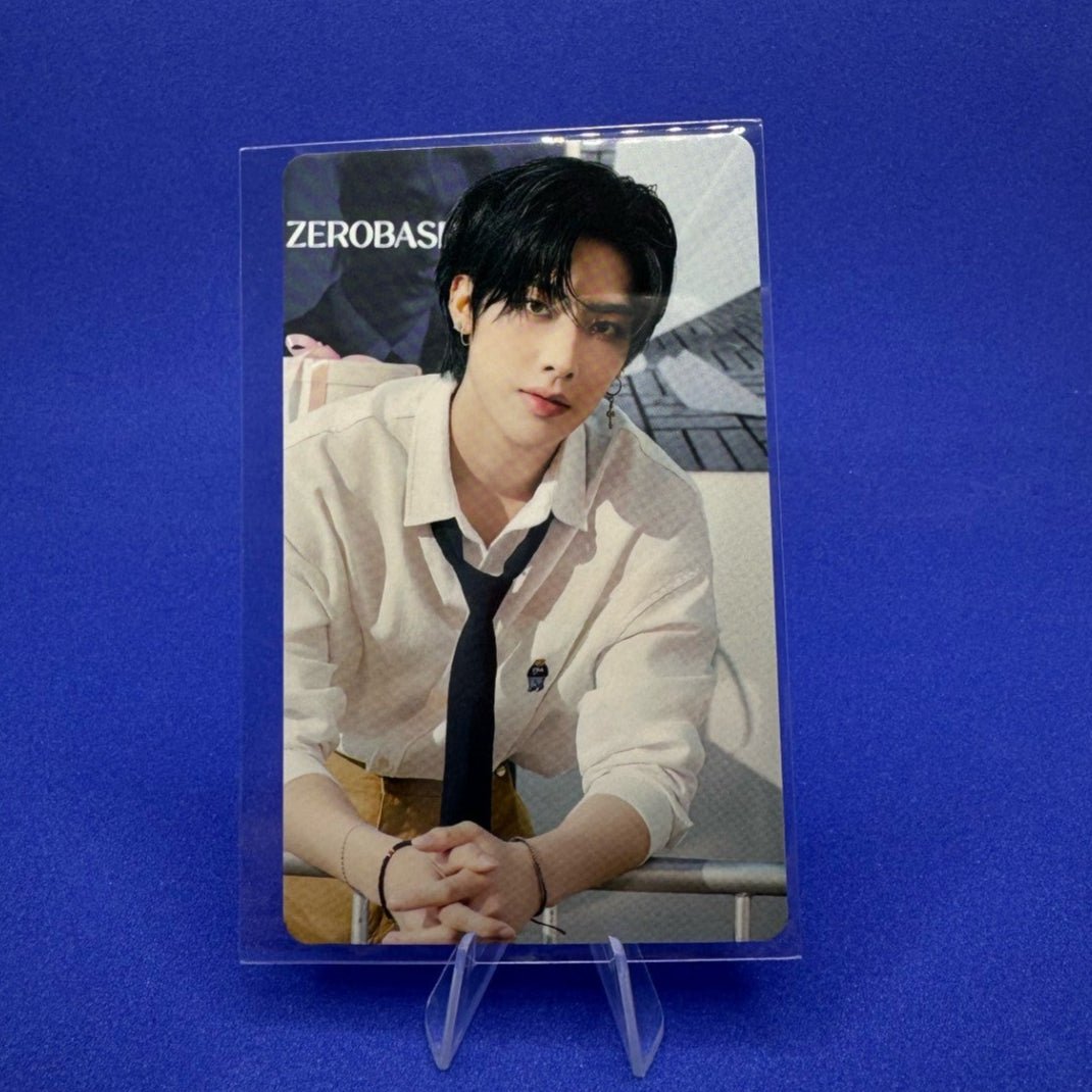 ZEROBASEONE 1st Japanese EP PREZENT HMV Photocard – Photocards (Ricky / / ) | HobiEgo