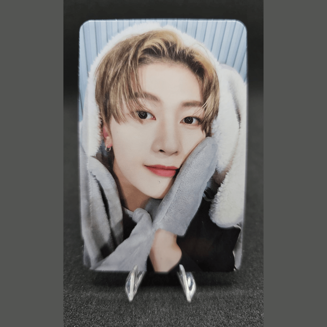 ZEROBASEONE 2nd Mini Album MELTING POINT MAKESTAR Digipack Photocards – Photocards (Seok Matthew / / ) | HobiEgo