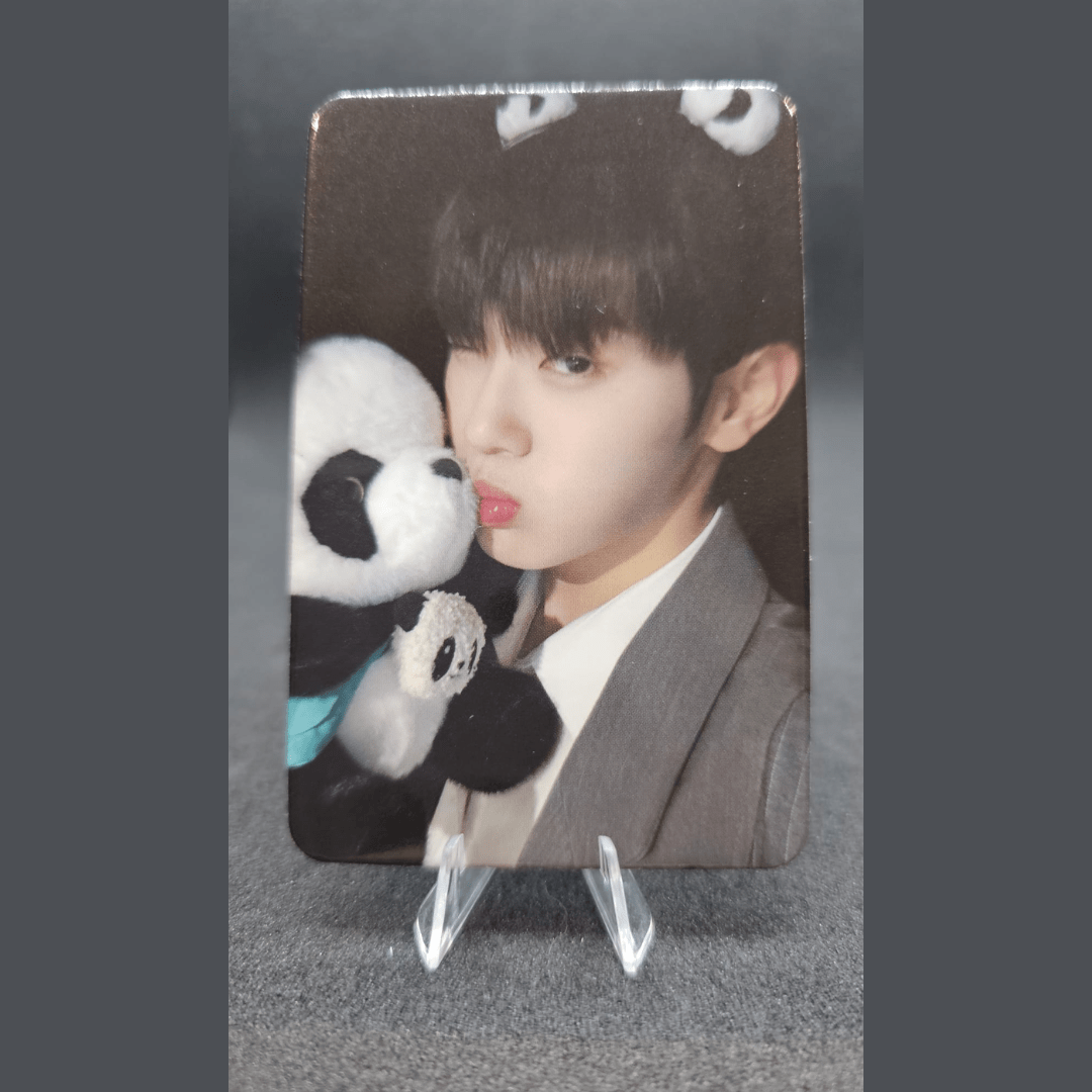 ZEROBASEONE 3rd Mini Album You had me at HELLO APPLE MUSIC Photocards – Photocards (Kim Tae Rae / / ) | HobiEgo