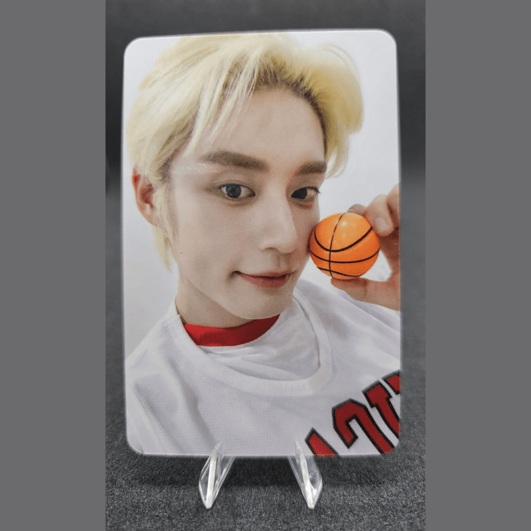 ZEROBASEONE 4th Mini Album CINEMA PARADISE APPLE MUSIC Digipack Photocards – Photocards (Kim Ji Woong / / ) | HobiEgo