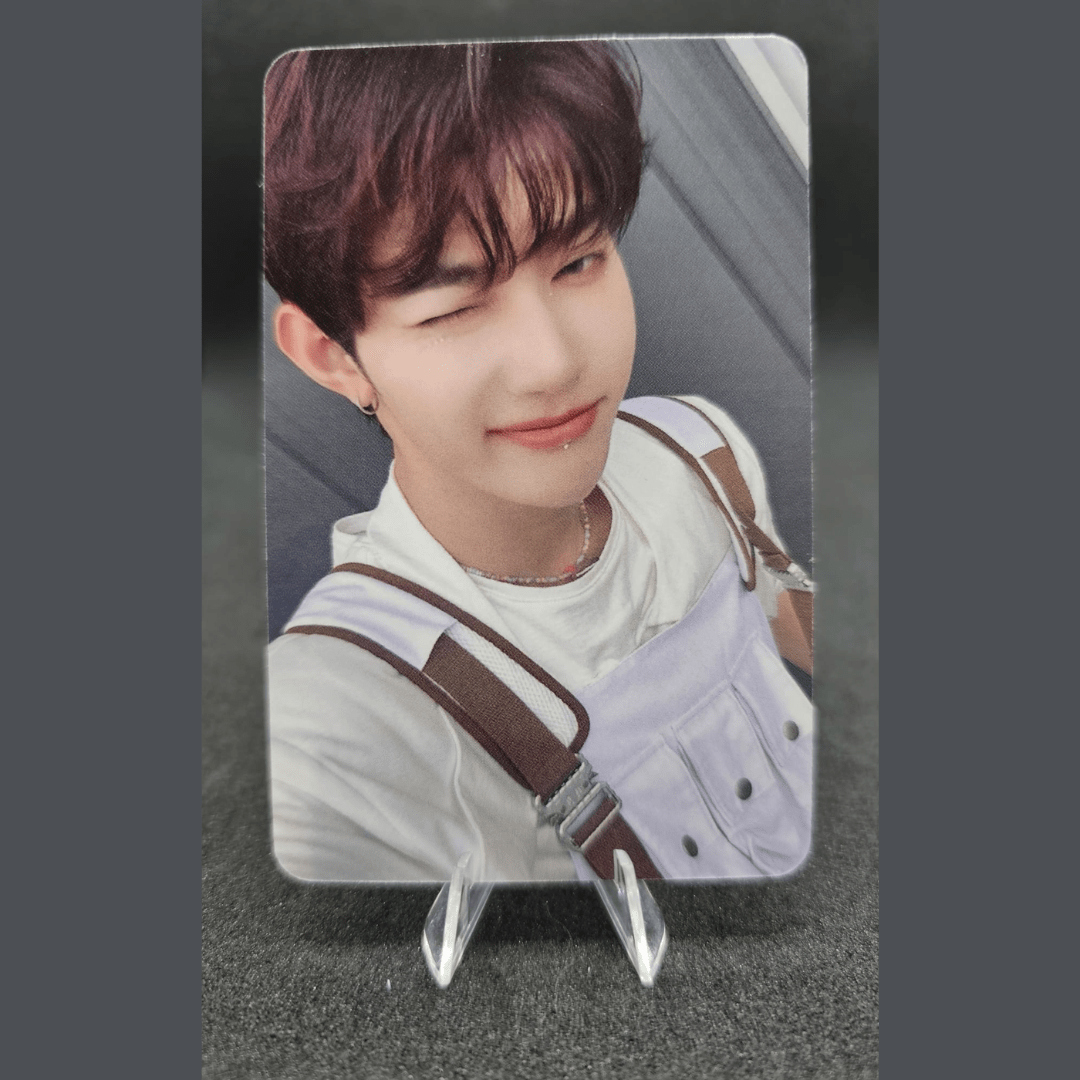 ZEROBASEONE 4th Mini Album CINEMA PARADISE APPLE MUSIC Photocards – Photocards (Zhang Hao / / ) | HobiEgo