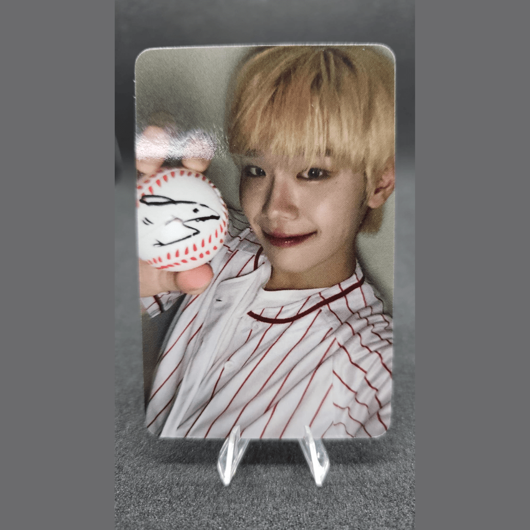 ZEROBASEONE 4th Mini Album CINEMA PARADISE APPLE MUSIC ZEROSE Photocards – Photocards (Kim Tae Rae / / ) | HobiEgo