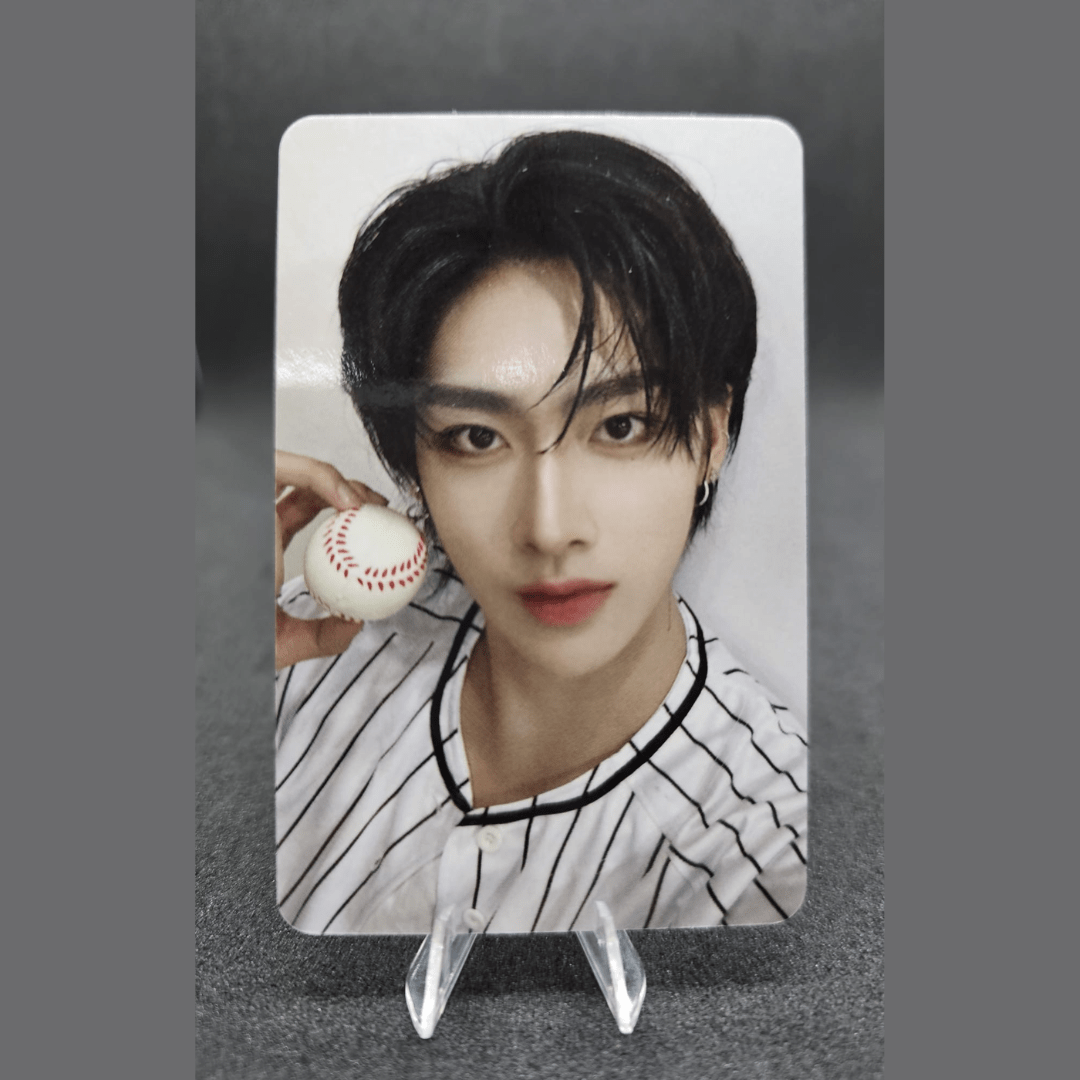 ZEROBASEONE 4th Mini Album CINEMA PARADISE APPLE MUSIC ZEROSE Photocards – Photocards (Ricky / / ) | HobiEgo