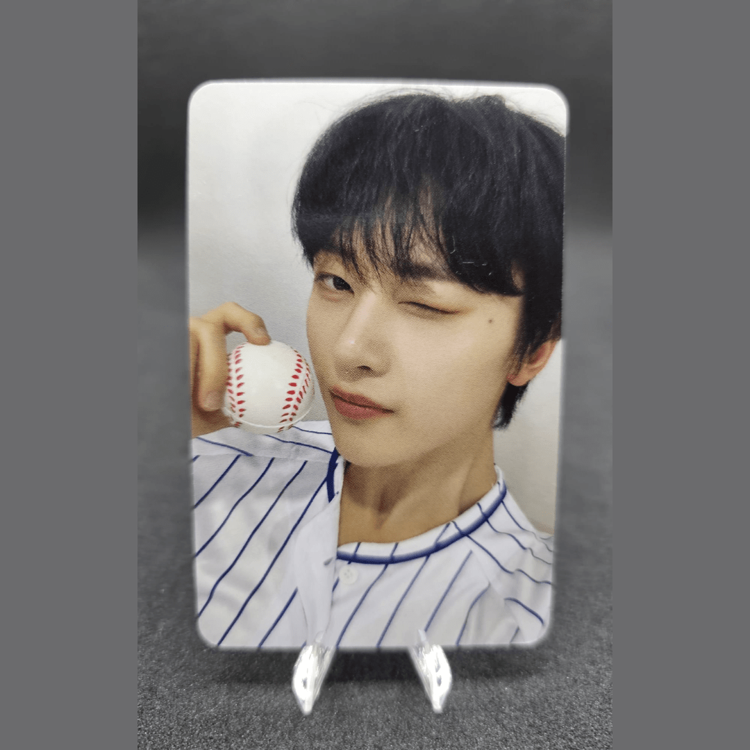 ZEROBASEONE 4th Mini Album CINEMA PARADISE APPLE MUSIC ZEROSE Photocards – Photocards (Seok Matthew / / ) | HobiEgo