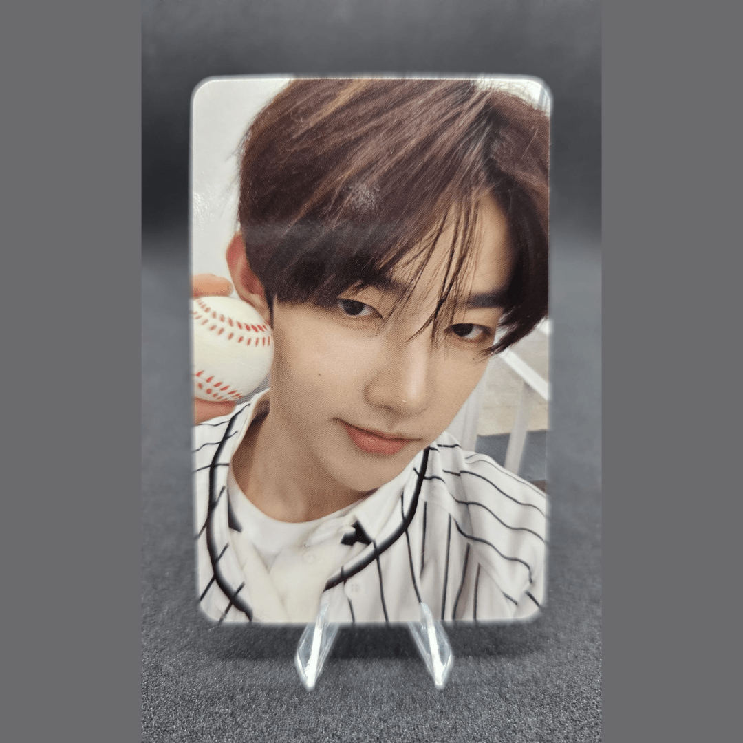 ZEROBASEONE 4th Mini Album CINEMA PARADISE APPLE MUSIC ZEROSE Photocards – Photocards (Zhang Hao / / ) | HobiEgo