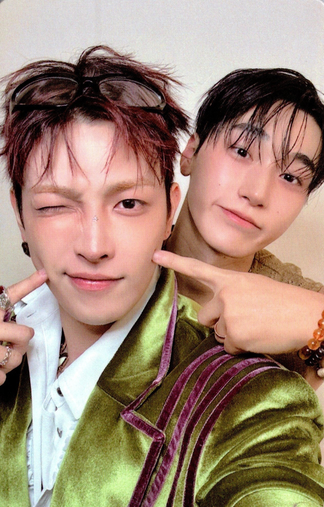 ATEEZ SEONGHWA 2025 Birthday MD Star Open Ring – HobiEgo