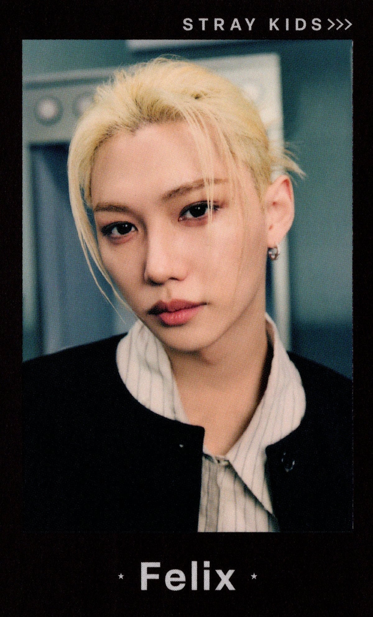 Stray Kids World Tour RUN IT Japan Photocard A – HobiEgo