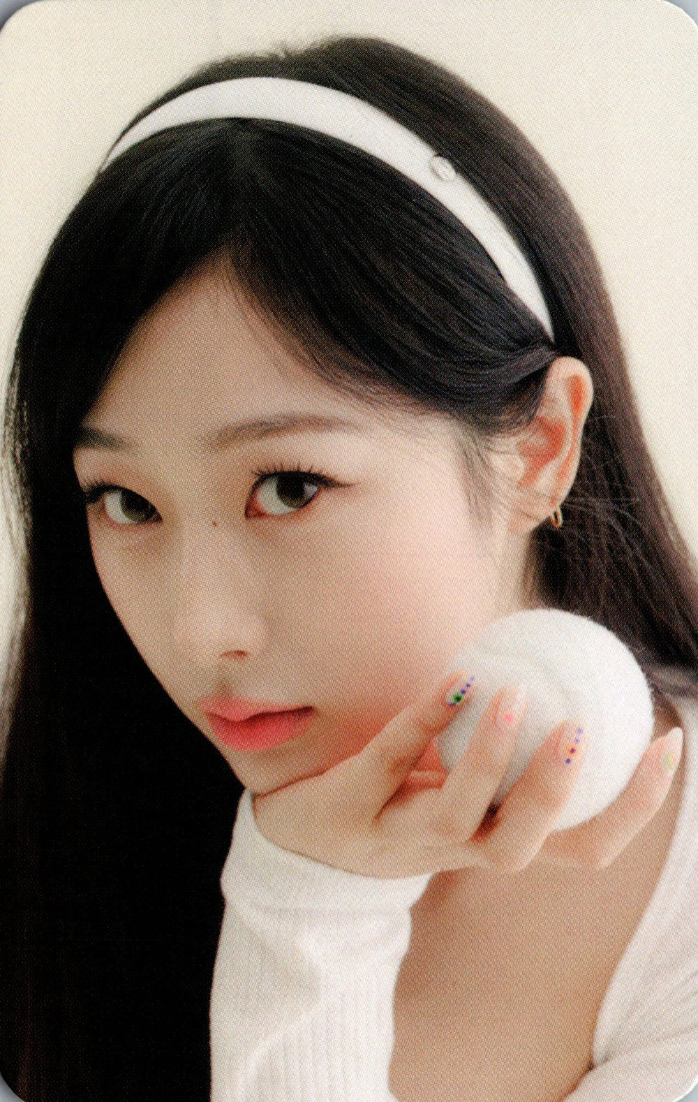 AESPA 2024 Season's Greetings APPLE MUSIC Photocards – photocard  (Giselle / / ) | HobiEgo K - pop Shop
