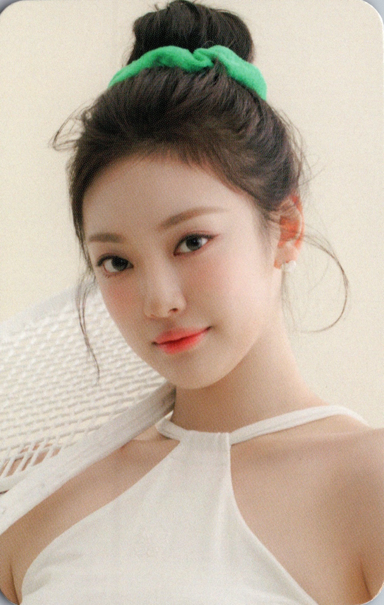AESPA 2024 Season's Greetings APPLE MUSIC Photocards – photocard  (NingNing / / ) | HobiEgo K - pop Shop