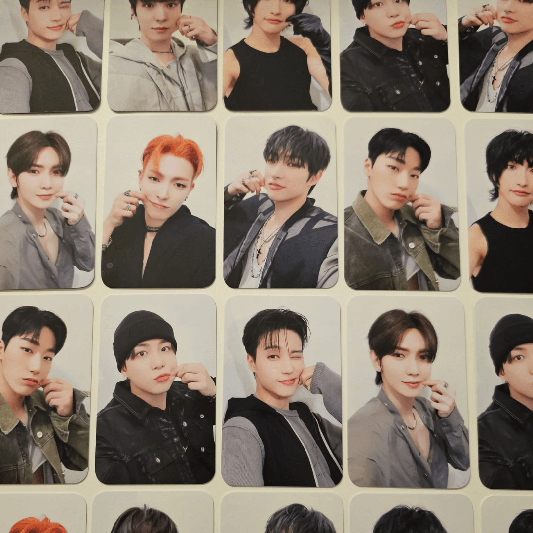 ATEEZ 10th Mini Album GOLDEN HOUR : Part.1 Digipack Pre - Order Benefit Photocards – Photocards (Hongjoong / / ) | HobiEgo