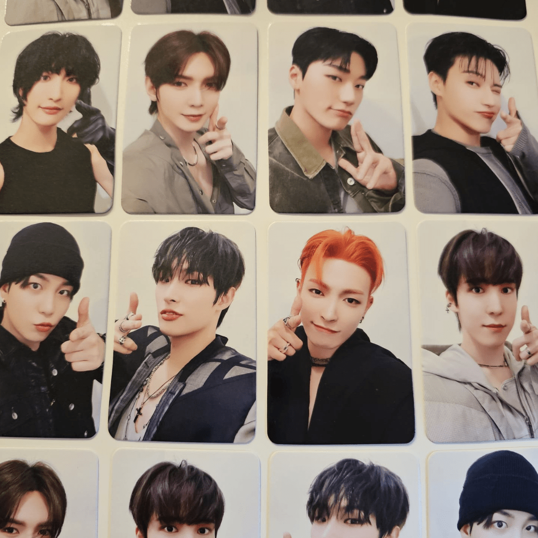 ATEEZ 10th Mini Album GOLDEN HOUR : Part.1 Digipack Sound Wave Photocards – Photocards (Hongjoong / / ) | HobiEgo