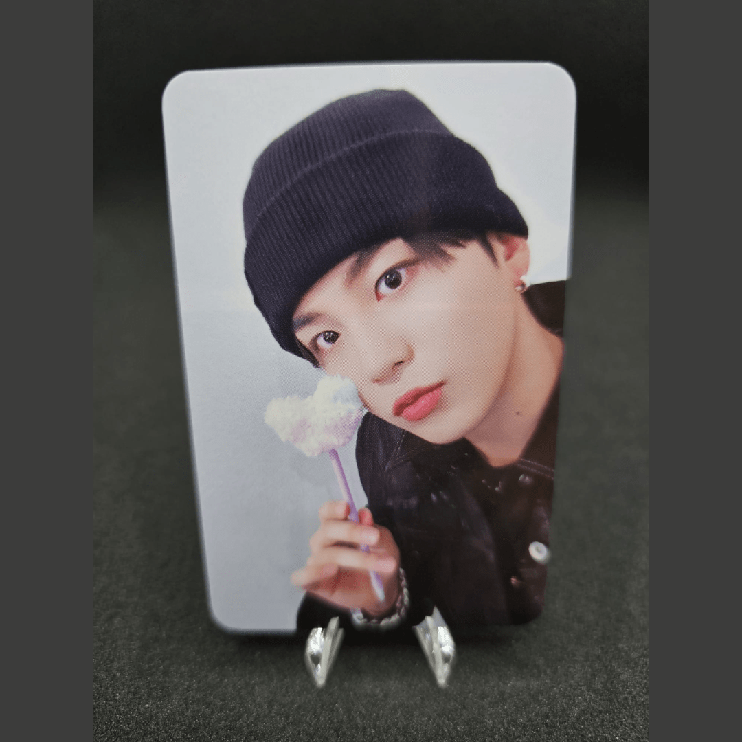 ATEEZ 10th Mini Album GOLDEN HOUR : Part.1 WITHMUU Photocards – Photocards (Jongho / / ) | HobiEgo