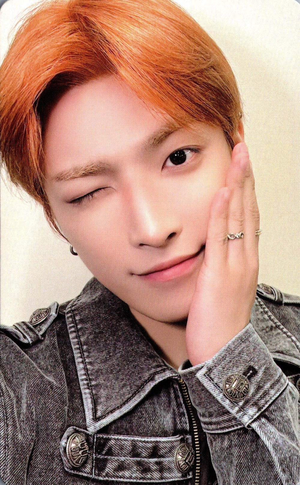 ATEEZ 8Room Pop Up Photocard Set B Version D – photocard  (Hongjoong / / ) | HobiEgo K - pop Shop