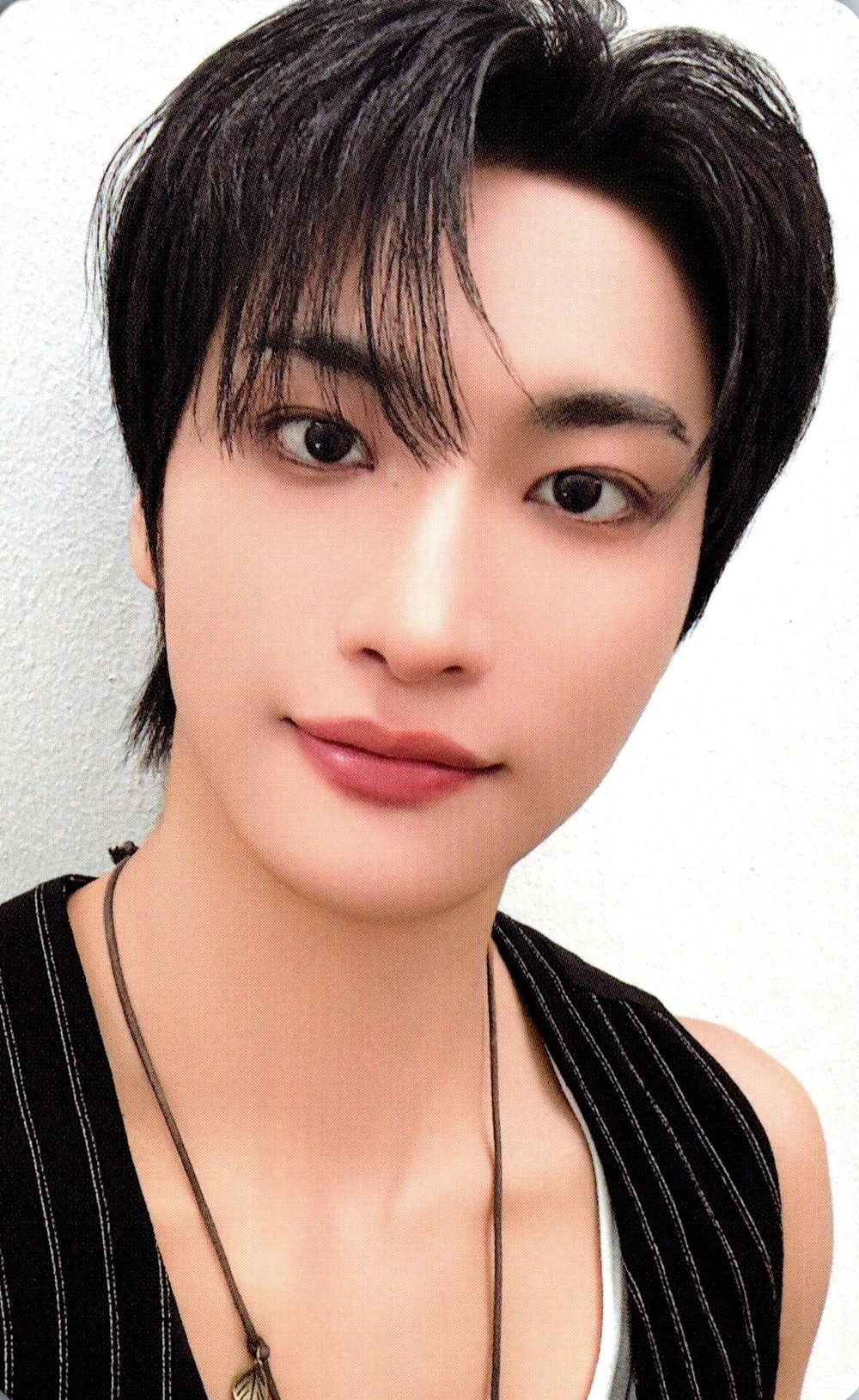 ATEEZ 8Room Pop Up Photocard Set B Version E – photocard  (Seonghwa / / ) | HobiEgo K - pop Shop