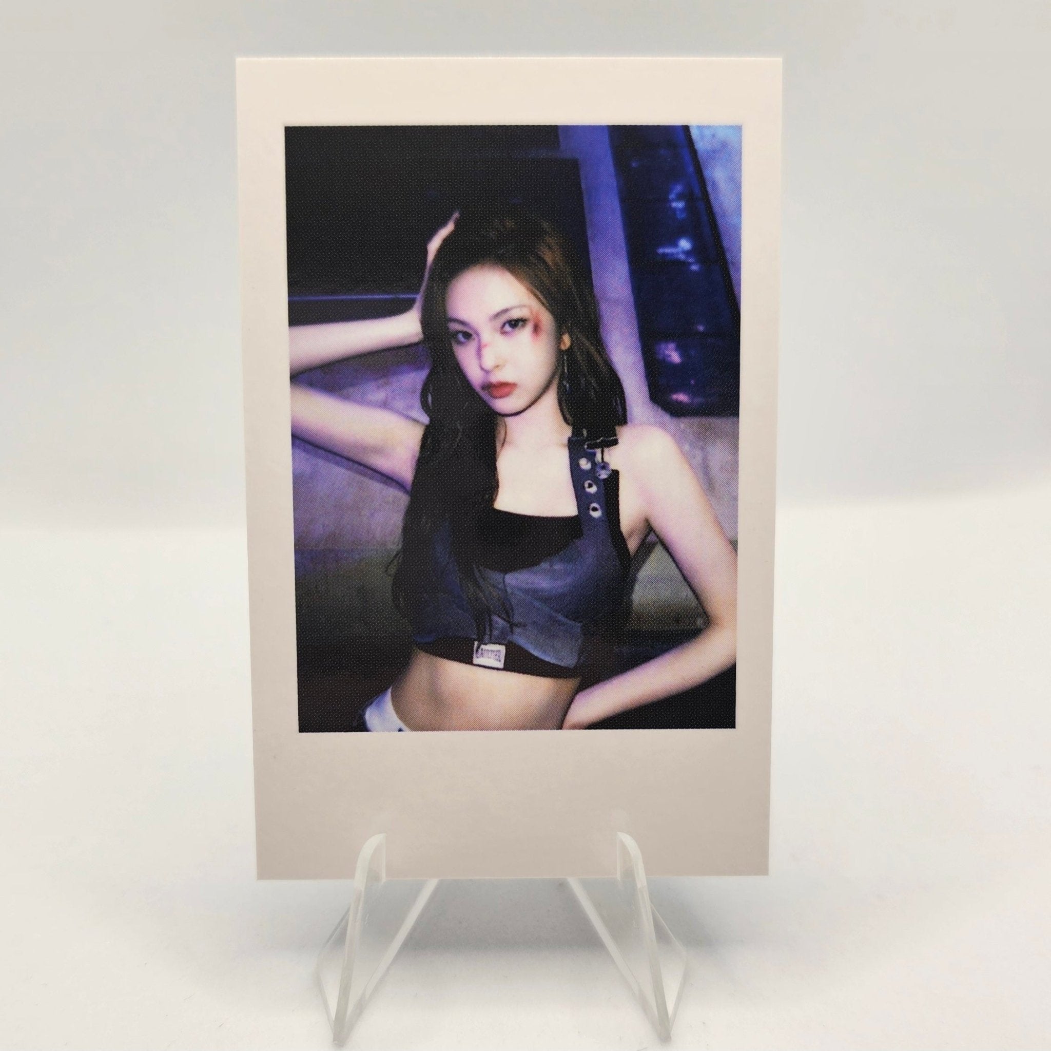 BABYMONSTER 2nd Mini Album WE GO UP WITHMUU Polaroid Photocards – photocard (Chiquita / / ) | HobiEgo
