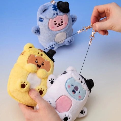 BT21 REEL PASS CASE K - HORANG – merch  (Cooky / / ) | HobiEgo K - pop Shop