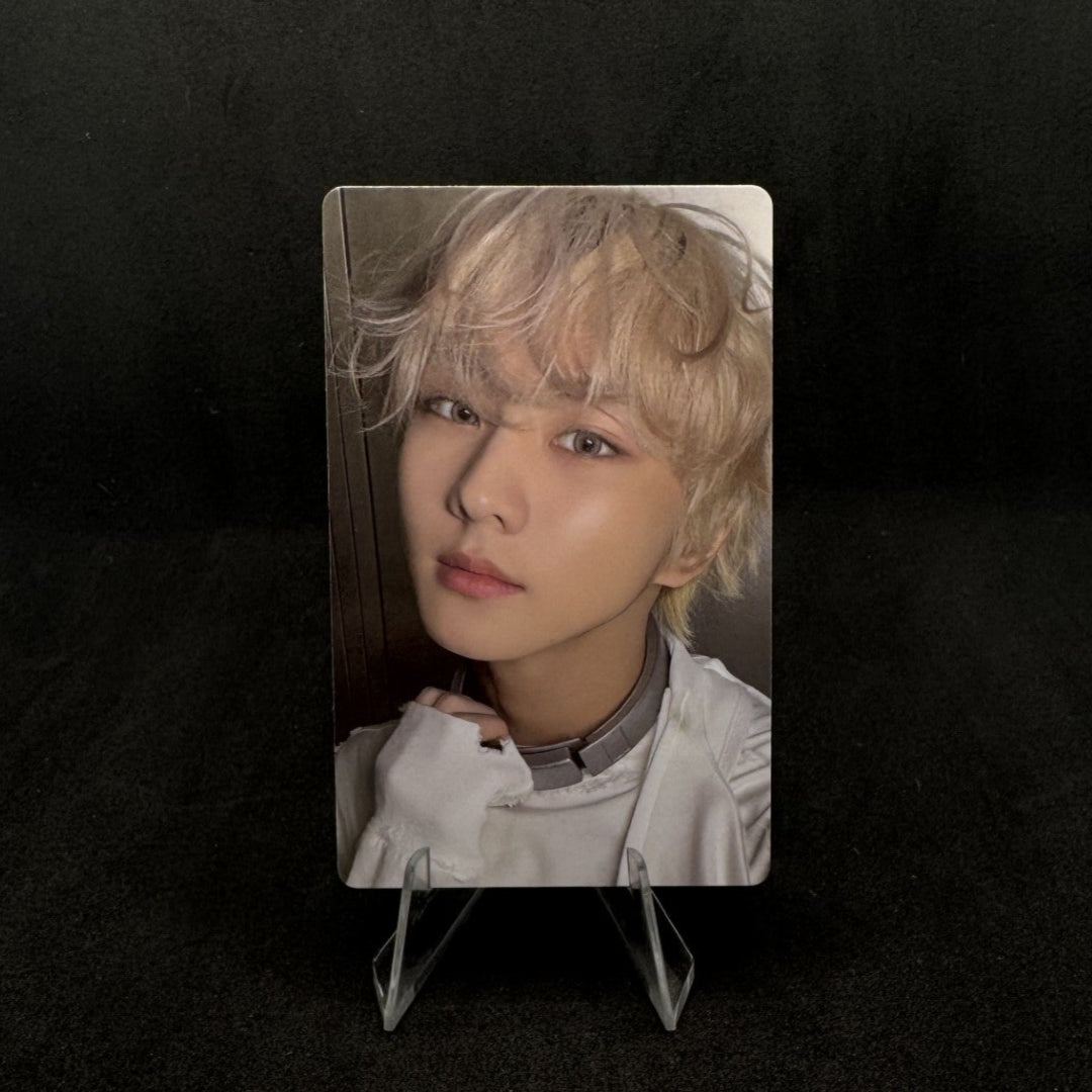 ENHYPEN 6th Mini Album DESIRE : UNLEASH Weverse Shop Engene Version Photocards – Photocards (Jungwon / / ) | HobiEgo