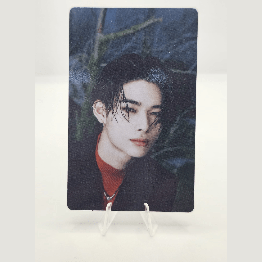 ENHYPEN Walk the Line World Tour Official Trading Photocard (Ni - Ki Version) – Photocards (Ni - Ki 2 / / ) | HobiEgo