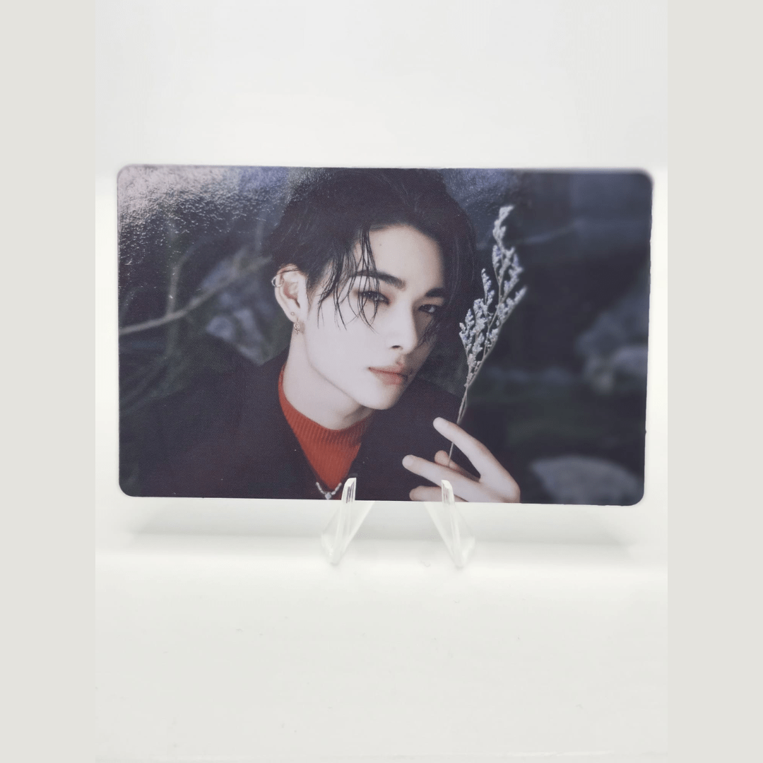 ENHYPEN Walk the Line World Tour Official Trading Photocard (Ni - Ki Version) – Photocards (Ni - Ki 8 / / ) | HobiEgo