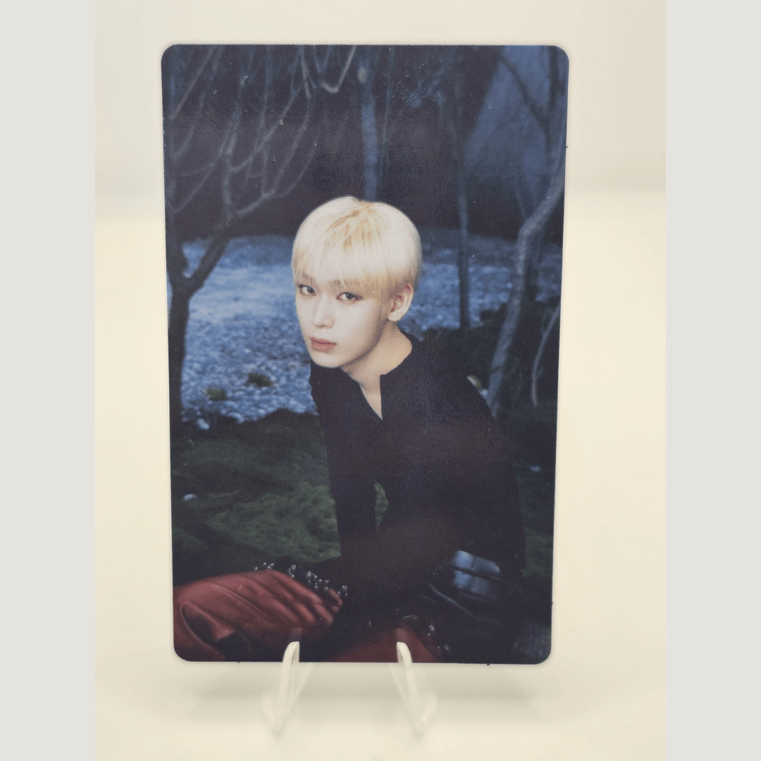 ENHYPEN Walk the Line World Tour Official Trading Photocard (SUNOO Version) – Photocards (Sunoo 1 / / ) | HobiEgo