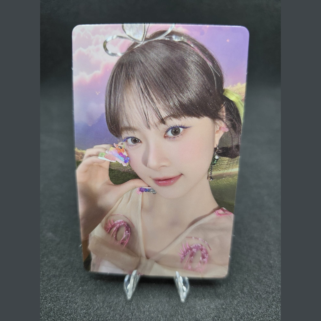 LE SSERAFIM 4th Mini Album CRAZY Pre-Order Benefit Weverse Photocards