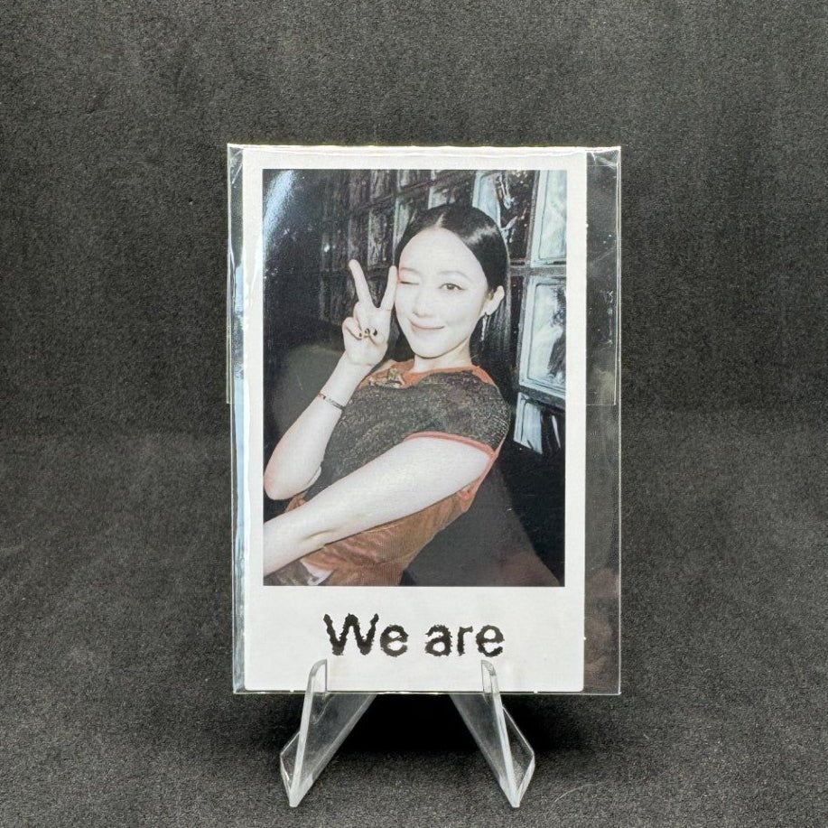 i - dle 8th Mini Album We are Weverse Polaroid Photocards – Photocards (Shuhua / / ) | HobiEgo