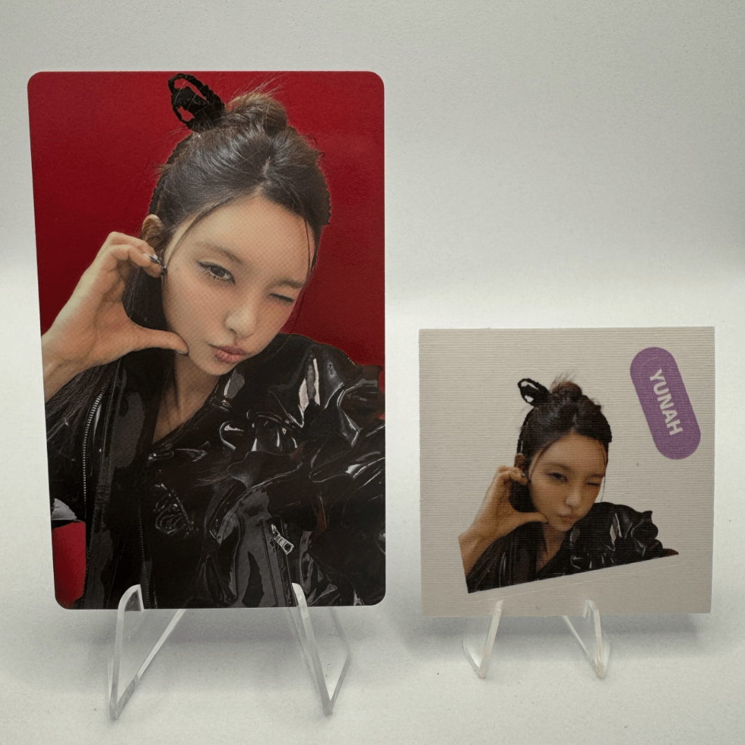 ILLIT 2nd Mini Album I'll Like You Weverse Photocards + Sticker – Photocards (Yunah / / ) | HobiEgo