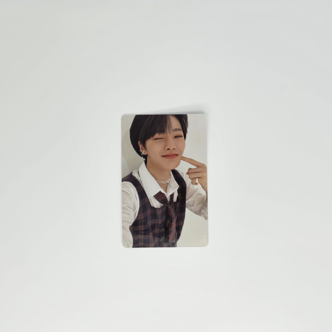 STRAY KIDS Holiday Special Single Christmas EveL POB Photocards