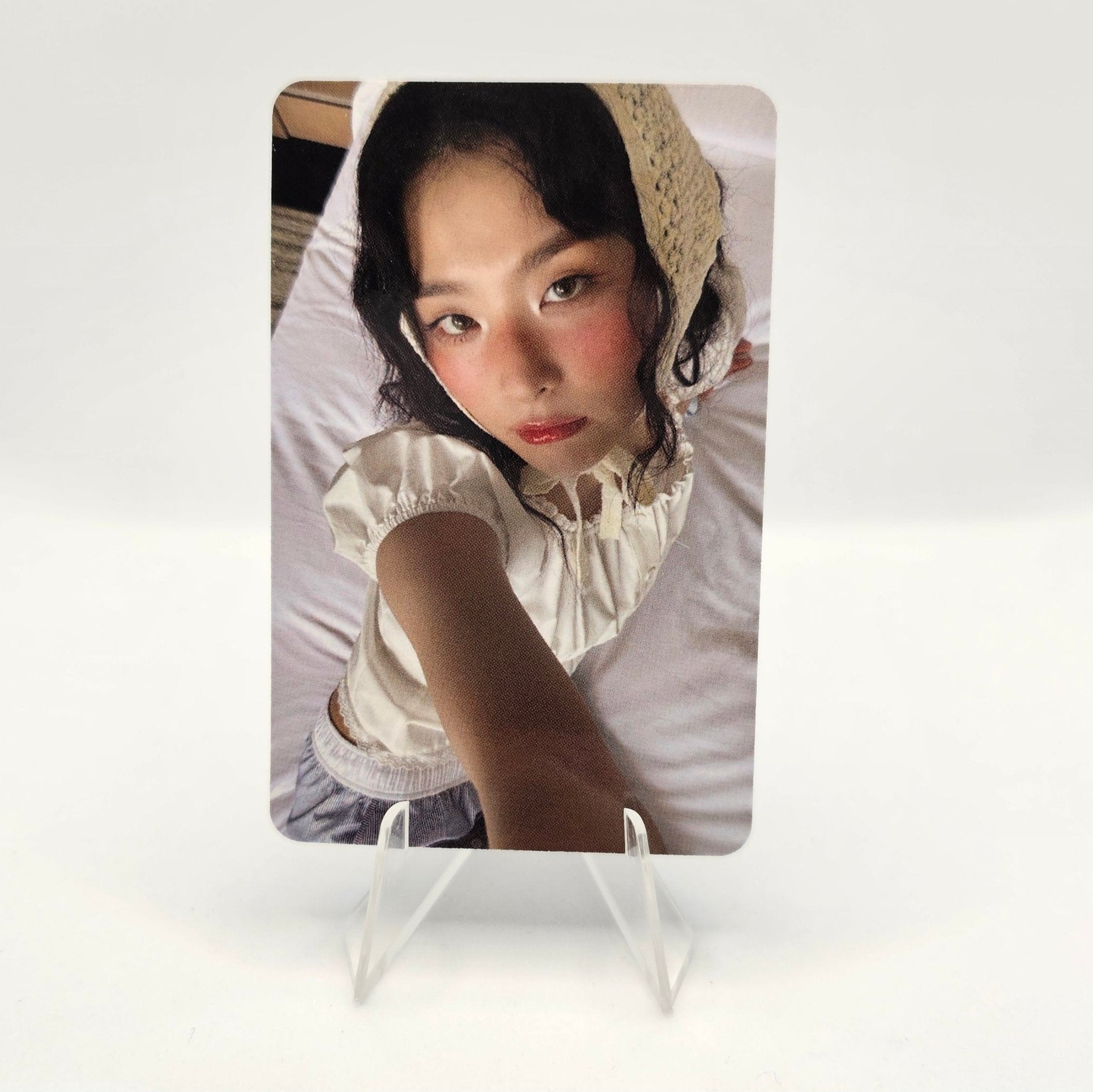 IRENE & SEULGI 2nd Mini Album TILT APPLE MUSIC Photocards – photocard (Seulgi 1 / / ) | HobiEgo