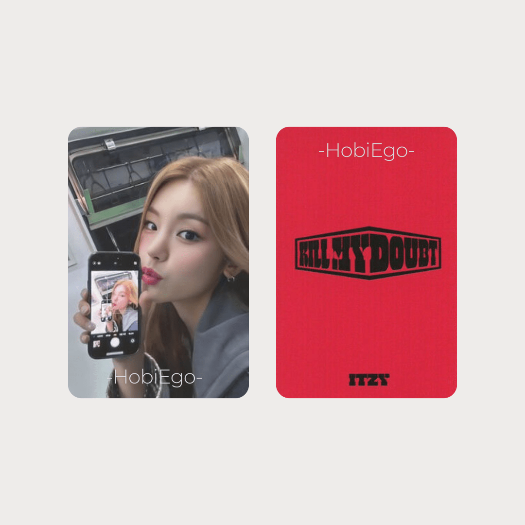 ITZY 7th Mini Album KILL MY DOUBT Aladin Photocards – Photocards (Yeji / / ) | HobiEgo