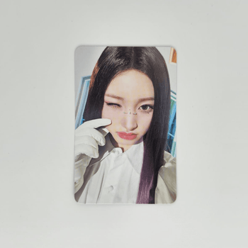 IVE 2nd Album REVIVE+ (LOVED IVE Version) (Limited) – HobiEgo