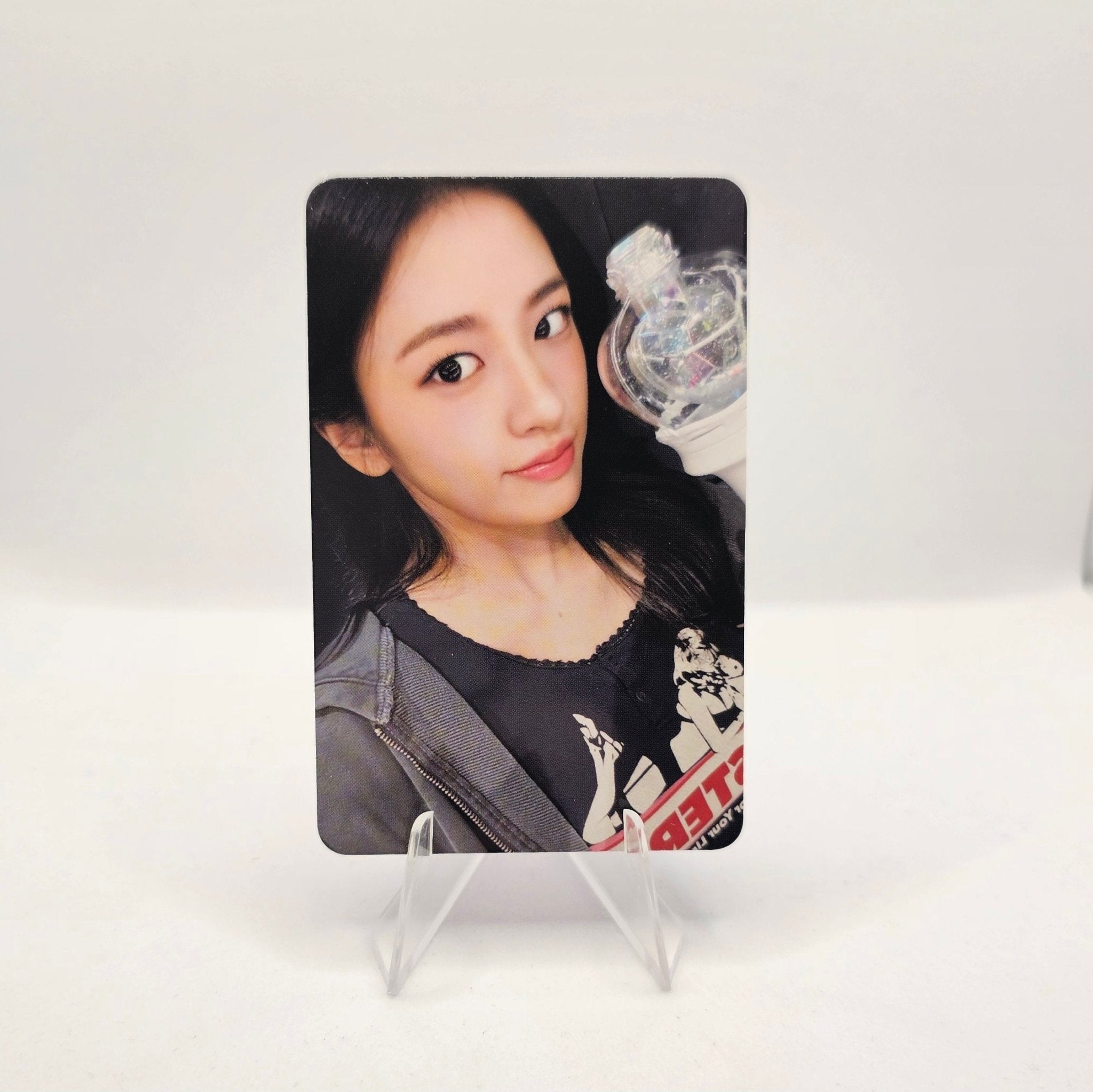 IVE Official Lightstick Photocards – photocard (An Yujin / / ) | HobiEgo