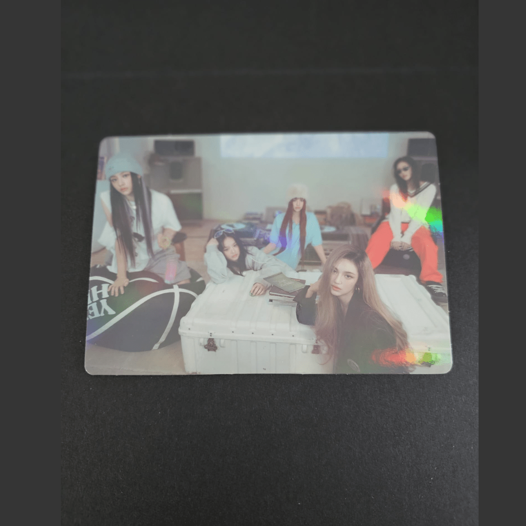 NewJeans Double Single How Sweet Weverse Postcards – Photocards (Group / / ) | HobiEgo