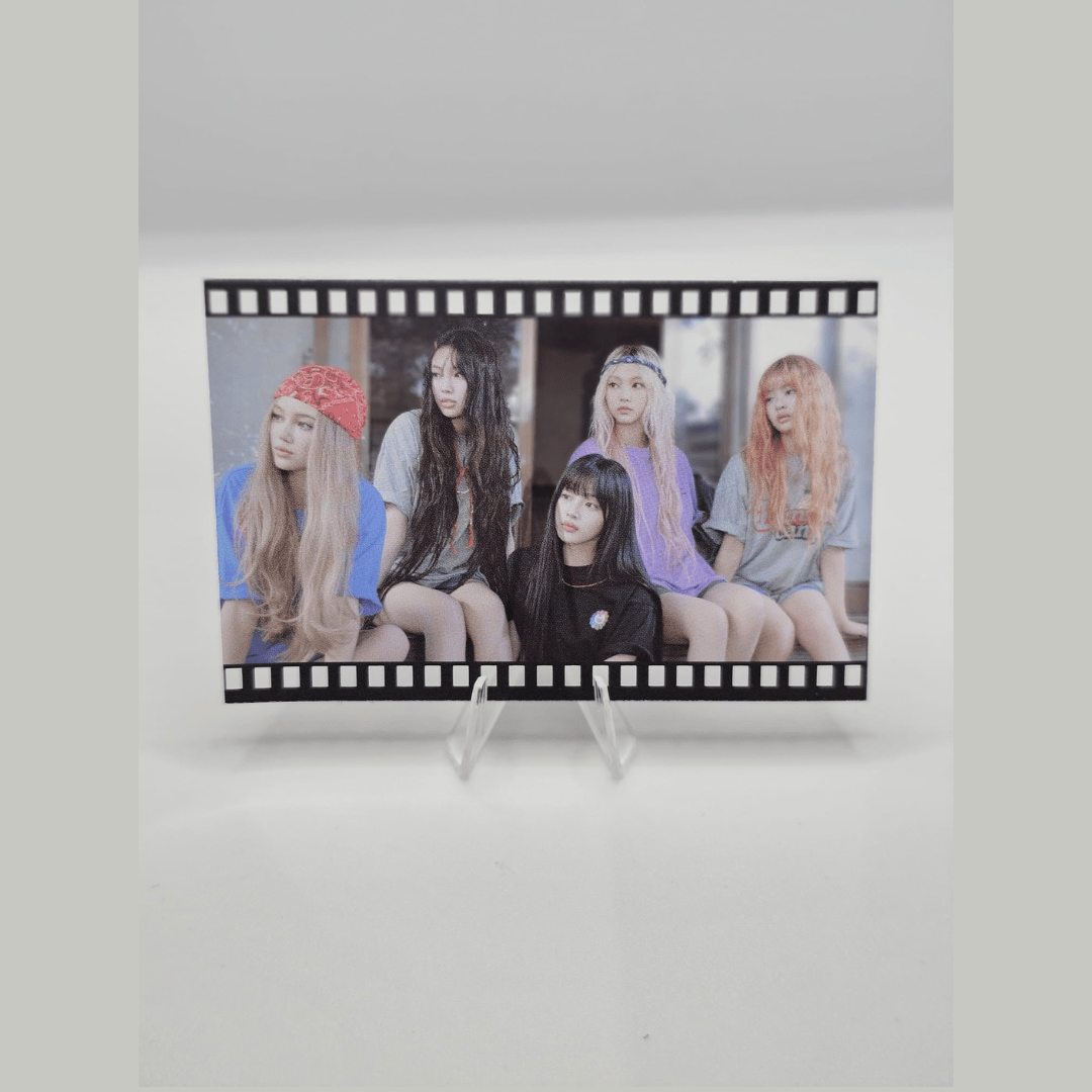 NewJeans Double Single Supernatural Aladin Film Photocards – Photocards (Group / / ) | HobiEgo