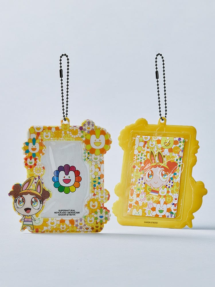 NewJeans Supernatural MURAKAMI Photocard Holder Keyring – photocard 8809986359223 (Danielle / / ) | HobiEgo