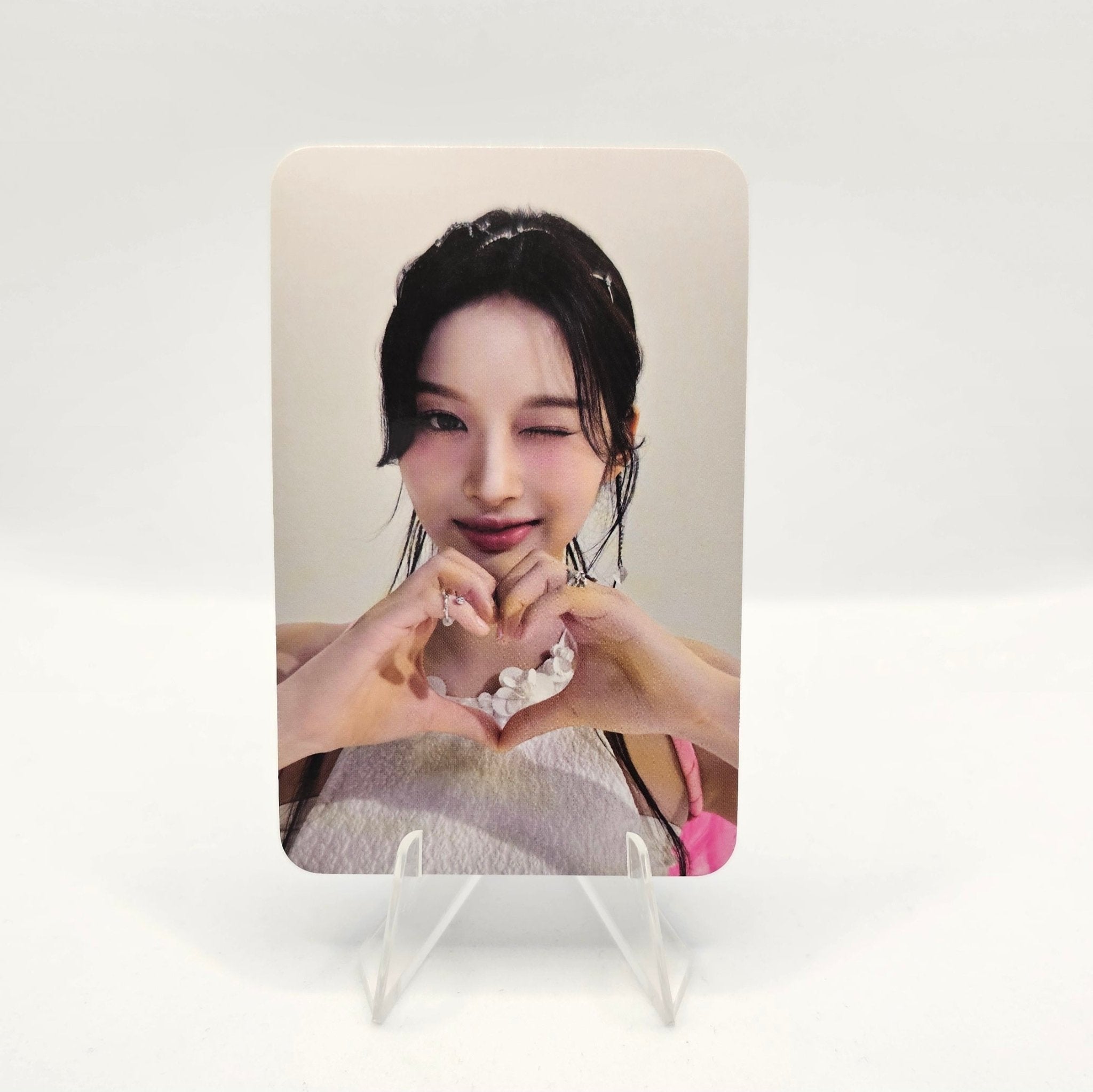 NMIXX 2025 Season's Greetings Fairy Girls Pre - Order Benefit Photocards – photocard (Sullyoon / / ) | HobiEgo
