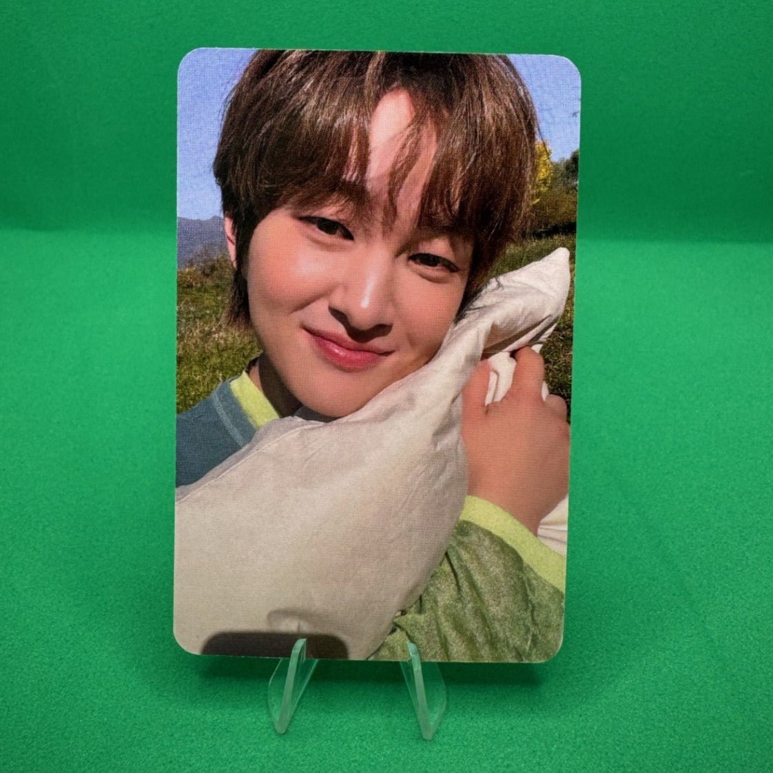 ONEW 4th Mini Album CONNECTION Apple Music Photocards – Photocards (A / / ) | HobiEgo