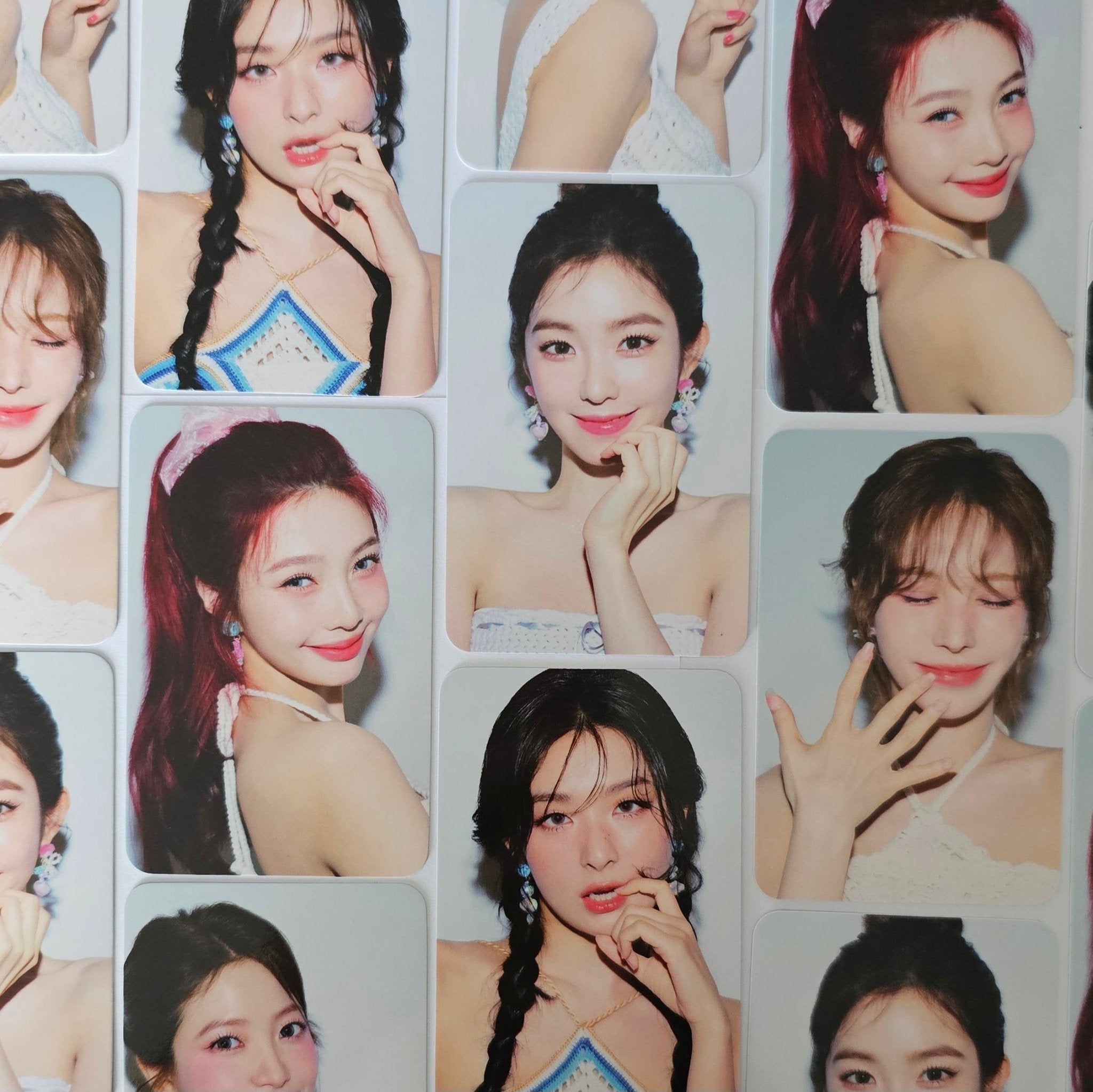 RED VELVET 2025 Season's Greetings Aladin Photocards – photocard (Irene / / ) | HobiEgo