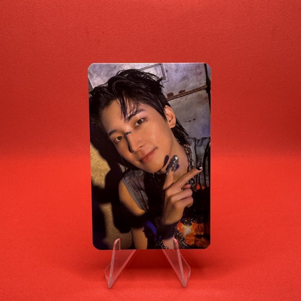 SEVENTEEN 5th Album HAPPY BURSTDAY Music Plant Photocards (DAREDEVIL Version) – Photocards (Wonwoo / / ) | HobiEgo