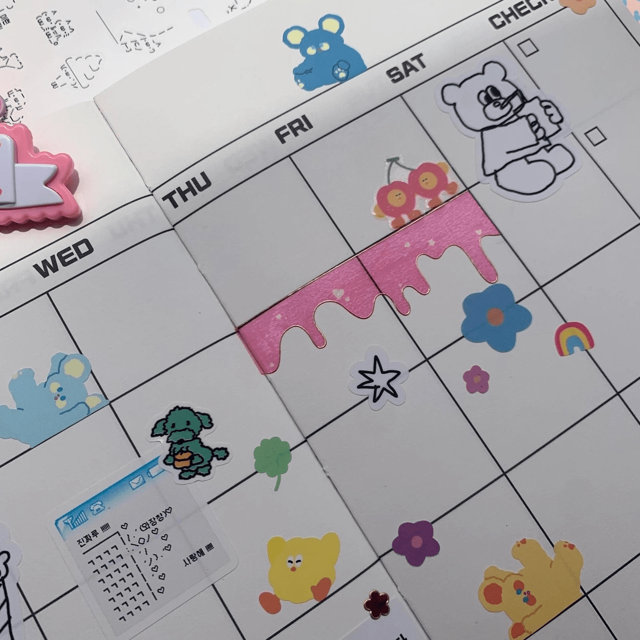 SOOANG Studio Berry Melting Sticker – Stickers ( / / ) | HobiEgo