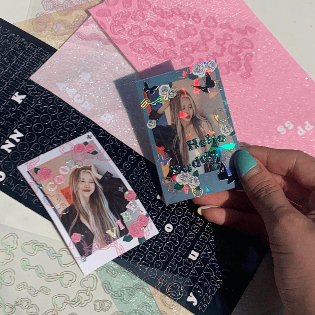 SOOANG Studio Love Chains Pink Sticker – Stickers ( / / ) | HobiEgo