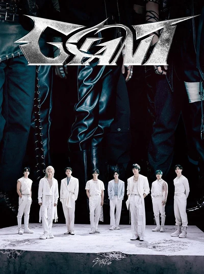 Stray Kids 2nd Japanese Album GIANT (Limited B Version) – album ( / / ) | HobiEgo