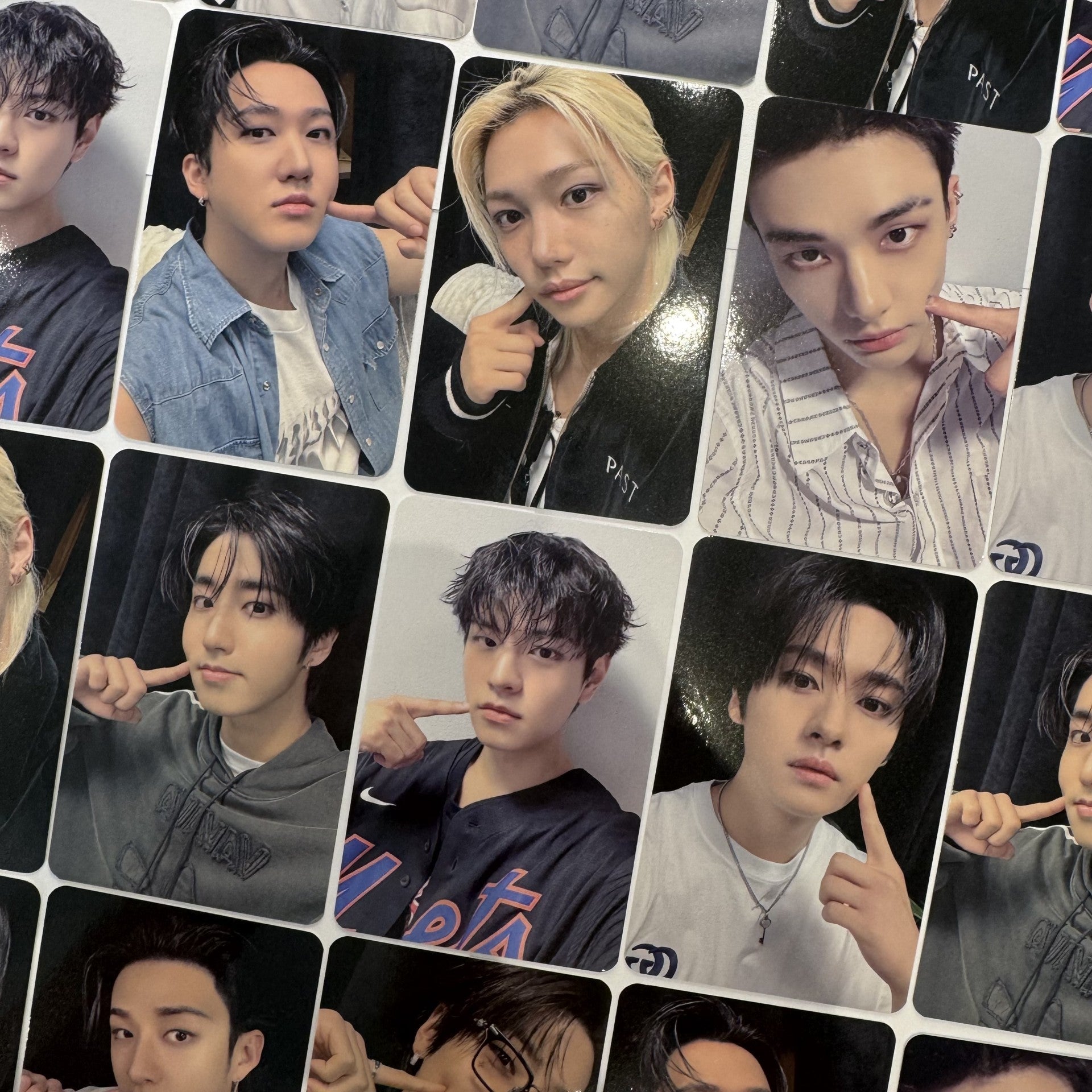 STRAY KIDS 4th Album KARMA DEAR MY MUSE Photocards – Photocards (Bang Chan / / ) | HobiEgo