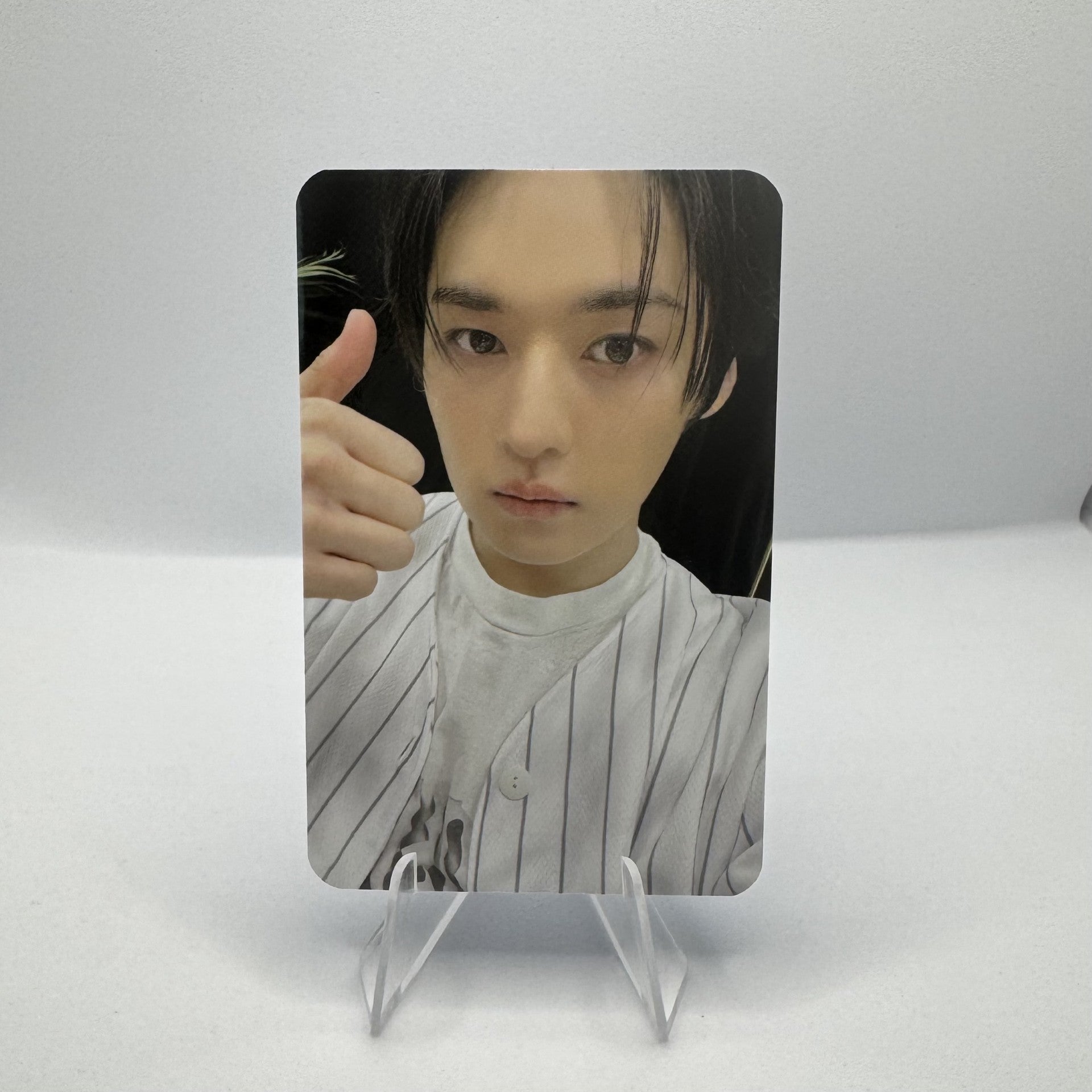 STRAY KIDS 4th Album KARMA MUSIC KOREA Photocards – Photocards (Lee Know / / ) | HobiEgo