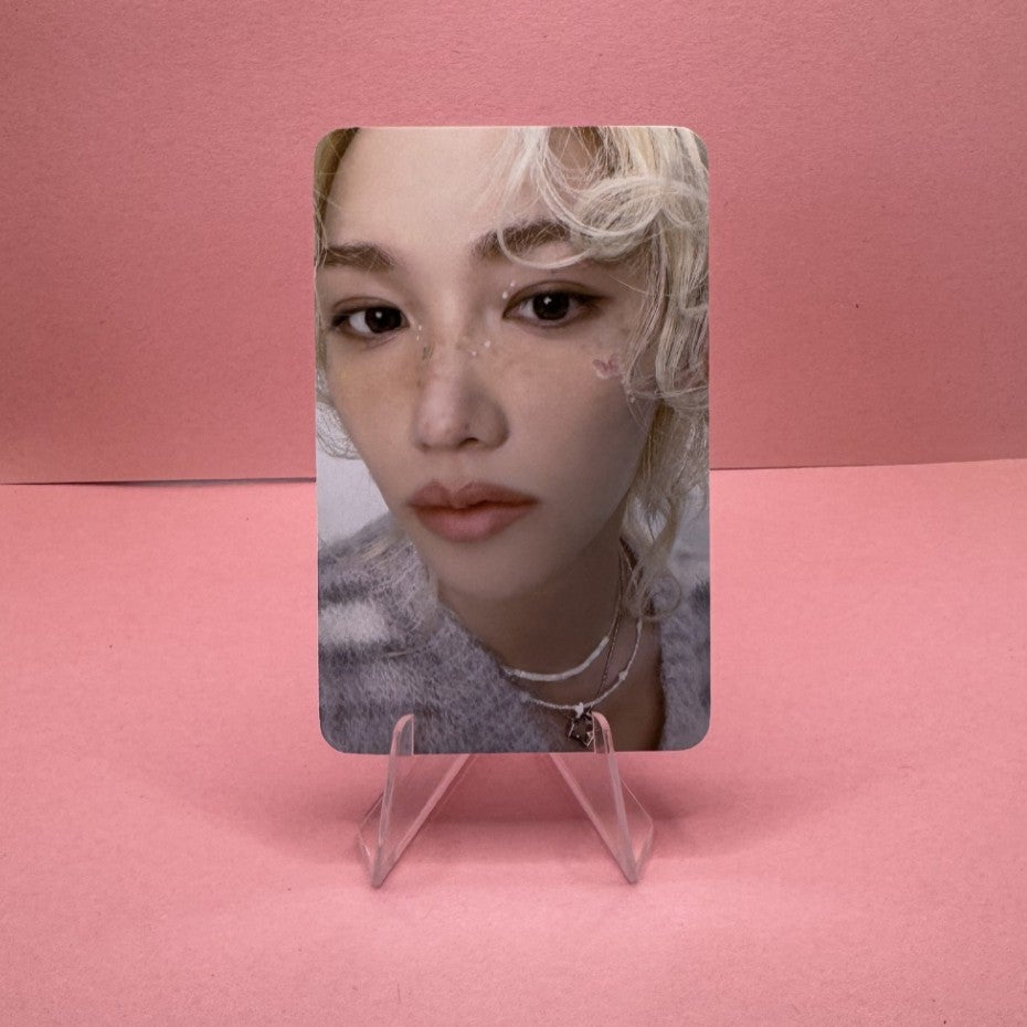STRAY KIDS 5th Fanmeeting 5'CLOCK Photocards – Photocards (Felix / / ) | HobiEgo