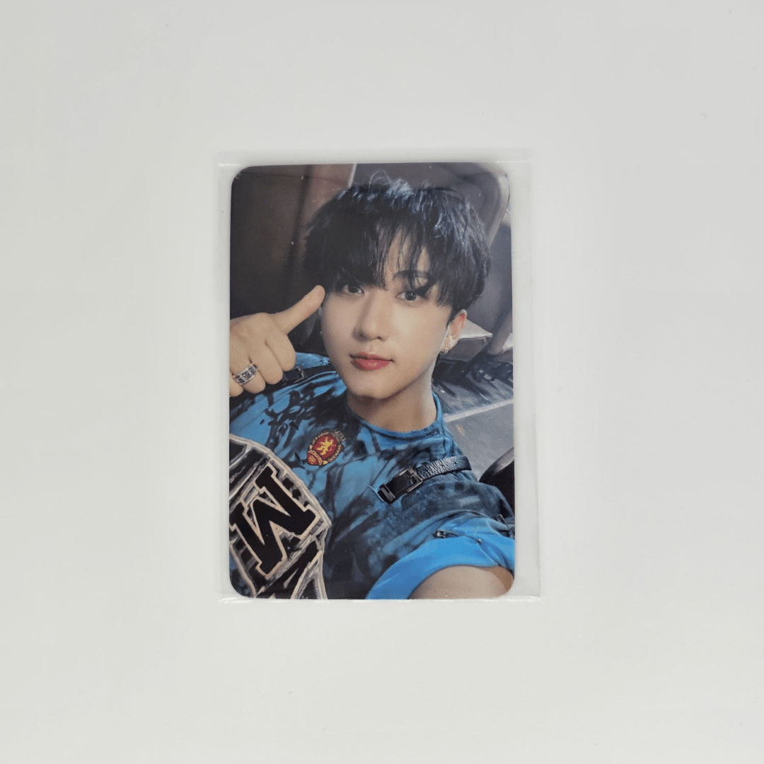 STRAY KIDS 8th Mini Album 樂 - STAR Aladin Photocards – Photocards (Changbin / / ) | HobiEgo