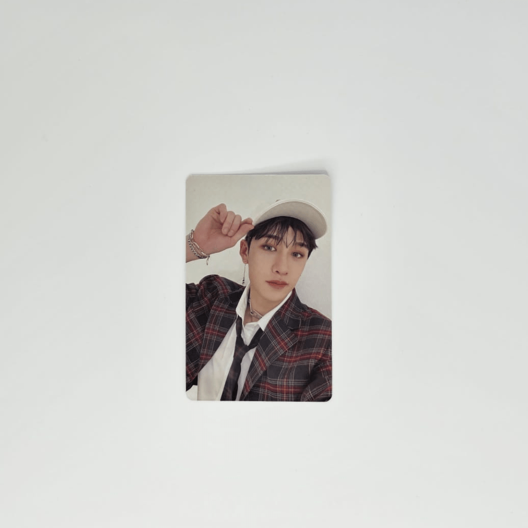 STRAY KIDS Holiday Special Single Christmas EveL POB Photocards – Photocards (Bang Chan / / ) | HobiEgo