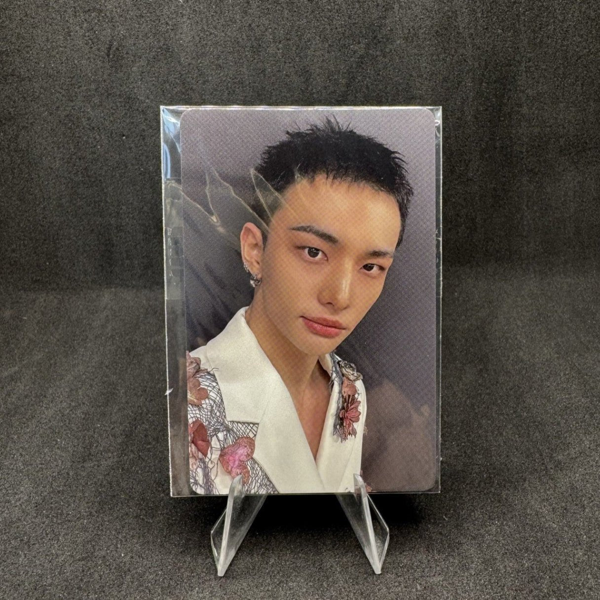 Stray Kids Hollow Rakuten Books Photocards – Photocards (Hyunjin / / ) | HobiEgo